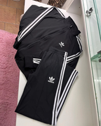 Conjunto Negro